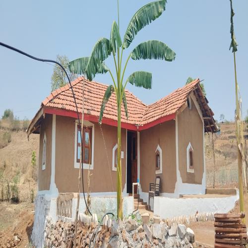 Hills view Homestay, Kajra